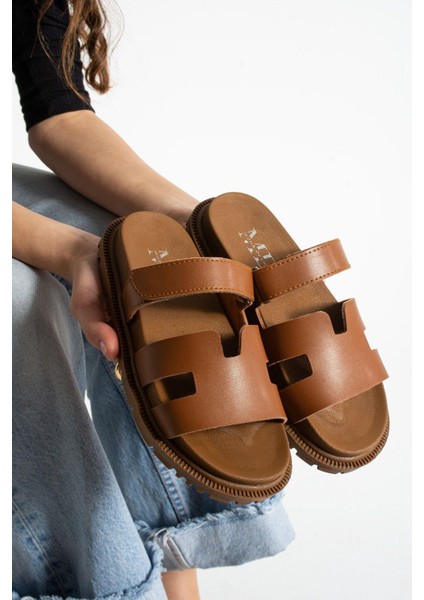 Kahverengi Cırtlı Anatomik Rahat Taban Kadın Terlik indirimleri