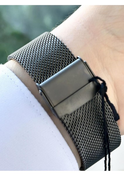 erkek Takvimli Hasır Kordon Kol Saati modelleri