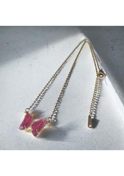 Pembe Taşlı Kelebek Gold Kolye modelleri