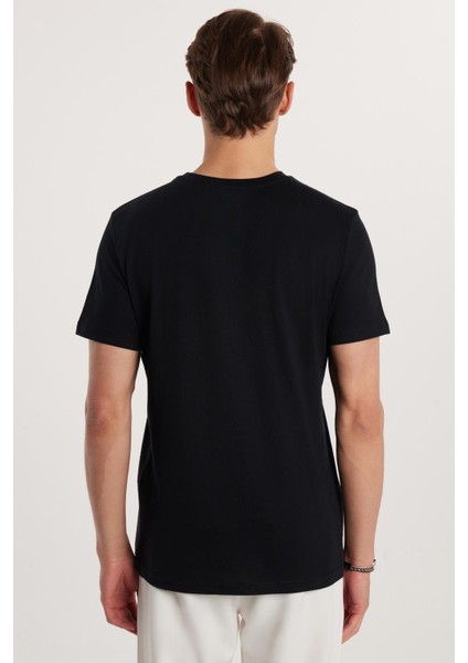 Erkek Slim Fit Dar Kesim %100 Pamuk Yumuşak Dokulu Baskılı Siyah Bisiklet Yaka Tişört indirimleri