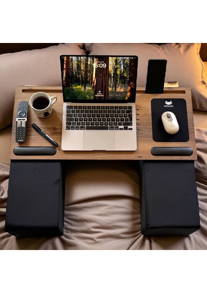 Throne Minderli Ekstra Geniş Ergonomik Dizüstü Bilgisayar ve Kanepe Oyun Sehpası