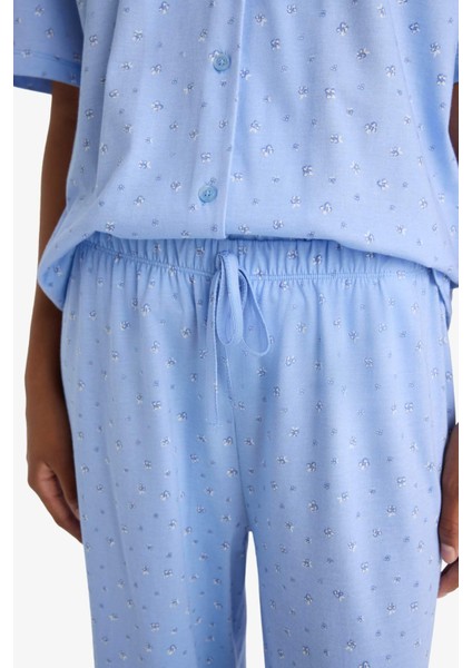 Pijama Takımı Regular Fit V Yaka Düğmeli Kısa Kollu Üst Uzun Alt-Fall in Love F7548AX25AU