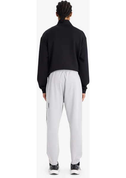 Fit Sporcu Jogger Eşofman Altı Standart Fit Üç Cepli Beli Bağcıklı Lastikli Paça D3741AX24WN