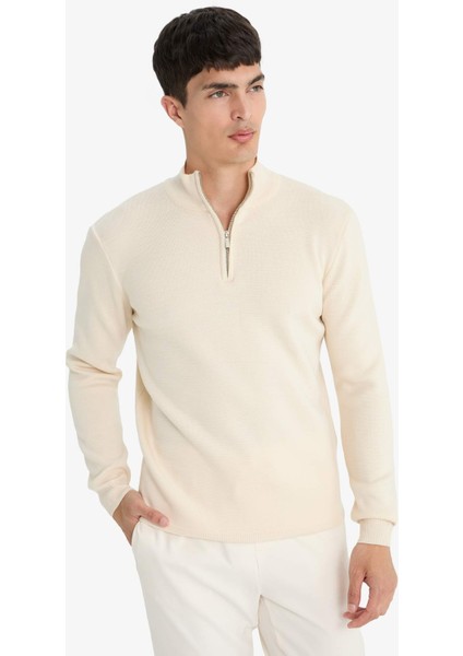 Standart Fit Normal Kesim Dik Yaka Yarım Fermuarlı Basic Düz Triko Kazak A5184AX25AU