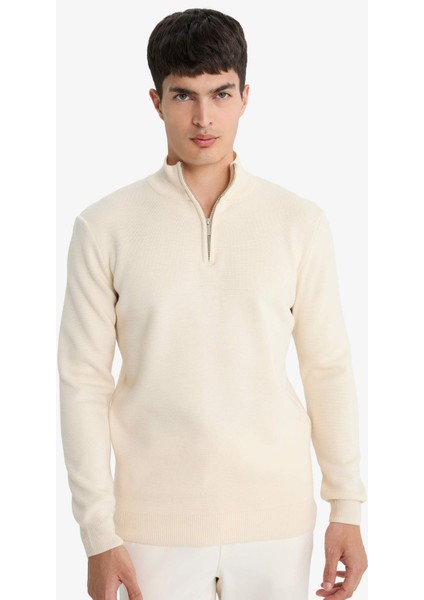 Standart Fit Normal Kesim Dik Yaka Yarım Fermuarlı Basic Düz Triko Kazak A5184AX25AU