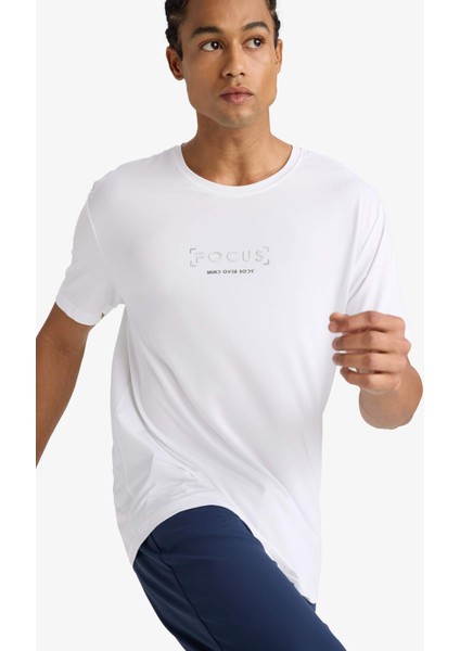 Fit Standart Fit Yumuşak Tuşe Bisiklet Yaka Baskılı Kısa Kollu Tişört C9268AX25AU