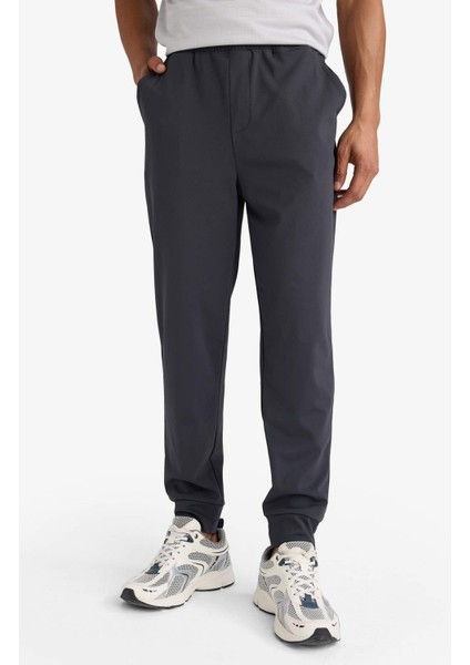 Fit Slim Fit Dar Kesim Standart Paça Multifonksiyonel Ultrastrech Sporcu Jogger Eşofman Altı