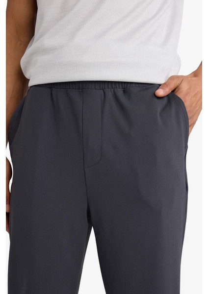 Fit Slim Fit Dar Kesim Standart Paça Multifonksiyonel Ultrastrech Sporcu Jogger Eşofman Altı