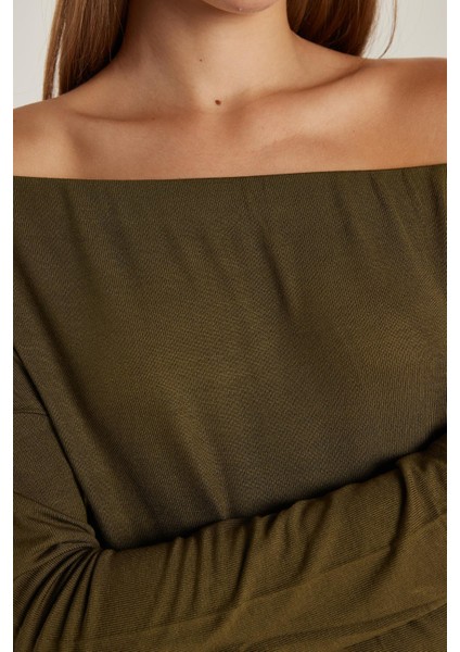 Kadın Slim Fit Dar Kesim Kayık Yaka Viskon Yeşil Bluz modelleri