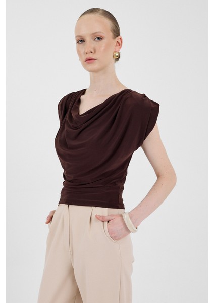 Acı Kahve Vatkalı Degaje Yaka Bluz 2509 fiyatları