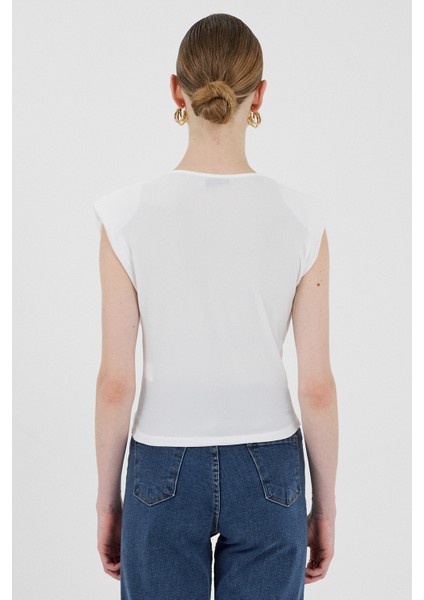 Ekru Vatkalı Degaje Yaka Bluz 2509 indirimleri