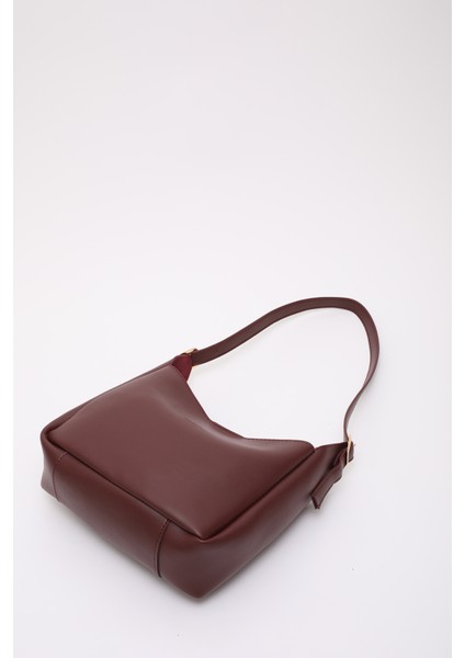 Bordo SHK158 Suni Deri Tek Bölmeli Askılı Çıtçıtlı Çapraz Kol ve Omuz Çantası