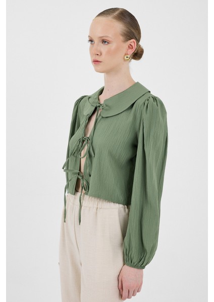 Haki Bağlama Detaylı Bebe Yaka Uzun Kollu Bluz 8020A fiyatları