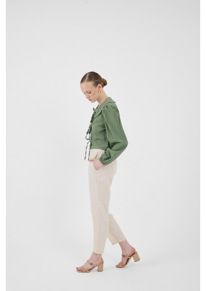 Haki Bağlama Detaylı Bebe Yaka Uzun Kollu Bluz 8020A modelleri