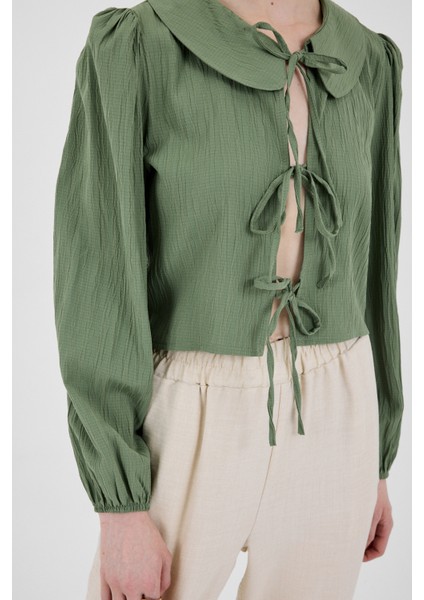 Haki Bağlama Detaylı Bebe Yaka Uzun Kollu Bluz 8020A fırsatları