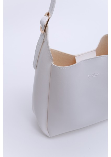 Beyaz SHK158 Suni Deri Tek Bölmeli Askılı Çıtçıtlı Çapraz Kol ve Omuz Çantası