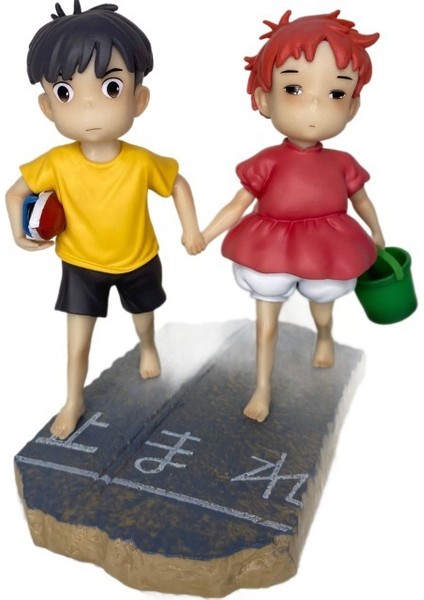 Ponyo Zongsuke'nin El Ele Tutuşması (Yurt Dışından)