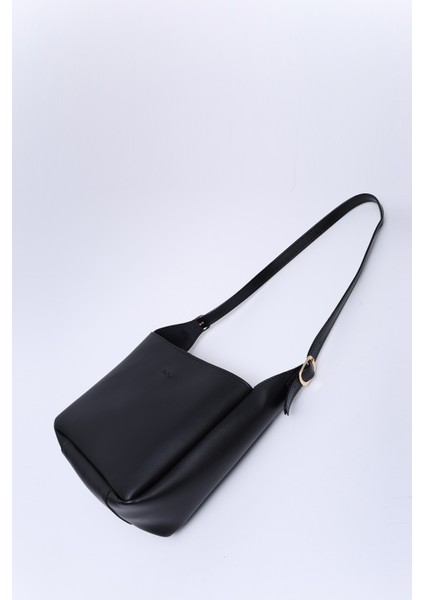 Siyah SHK158 Suni Deri Tek Bölmeli Askılı Çıtçıtlı Çapraz Kol ve Omuz Çantası