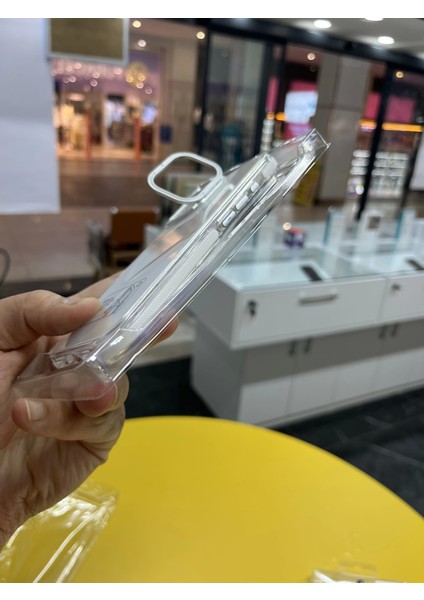 Iphone 16 Hologramlı Kamera Kısmı Açılabilir Standlı Premium Kapak fiyatları