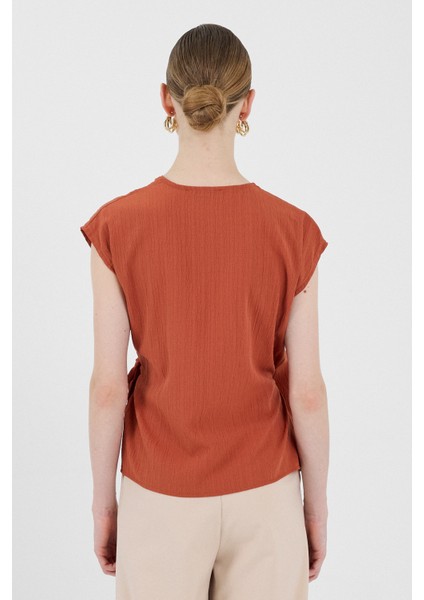 Kiremit Kruvaze Yaka Bağlama Detaylı Bluz 8025A indirimleri