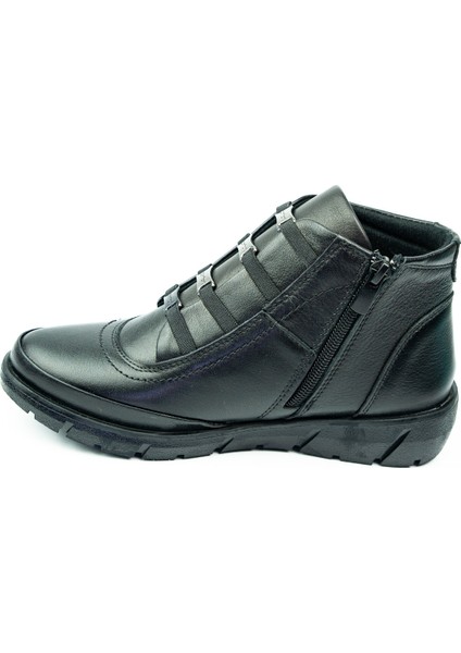Z396 Siyah Deri Lastikli Kadın Bot modelleri