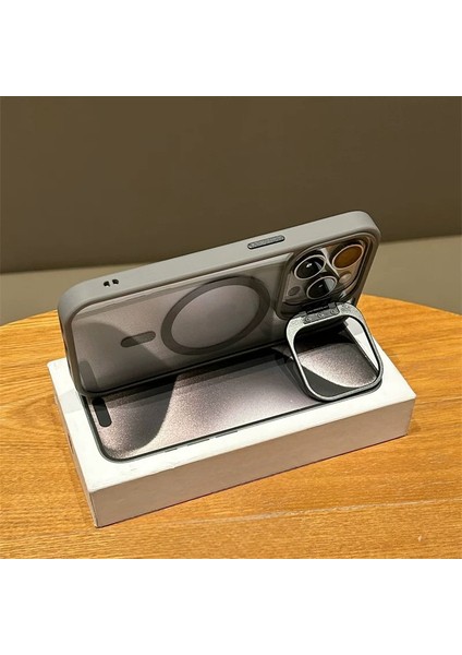 Apple iPhone 11 Kılıf Standlı ve Kamera Lens Hediyeli Magsafe Şarj Özellikli Kapak