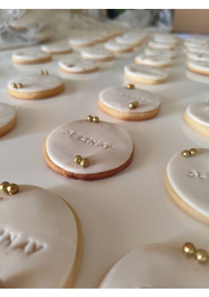 Kişiye Özel Inci Detaylı Isimli Söz & Nişan & Düğün Butik Kurabiye -20 Adet