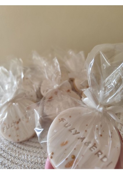 Kişiye Özel Kurabiye Isimli Söz & Nişan & Düğün & Mevlüt & Doğum Günü Butik Kurabiye -20 Adet