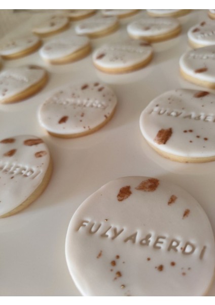 Kişiye Özel Kurabiye Isimli Söz & Nişan & Düğün & Mevlüt & Doğum Günü Butik Kurabiye -20 Adet fiyatları