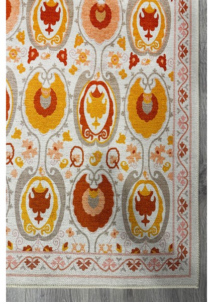 Turuncu Sarı ve Krem Tonları Etnik Desenli Otantik Dokuma Şönil Yıkanabilir Salon Halısı MARS287