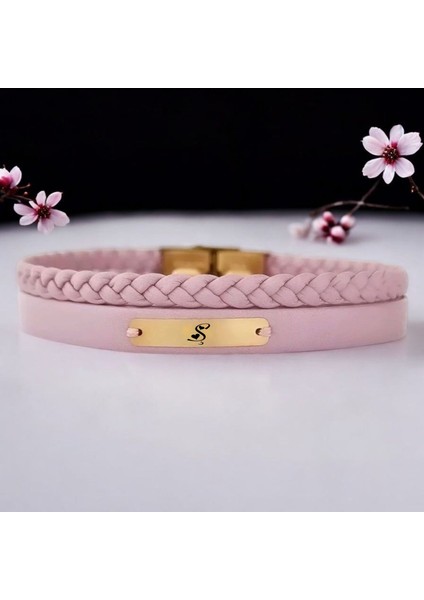 14 Ayar Plakalı Altın Ş Harfine Özel Dikdörtgen Figürlü Pembe Derili Hediye BILEKLIK-613HARF fiyatları