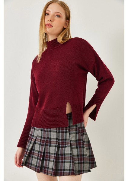 Kadın Balıkçı Yaka Önü Yırtmaçlı Triko Kazak