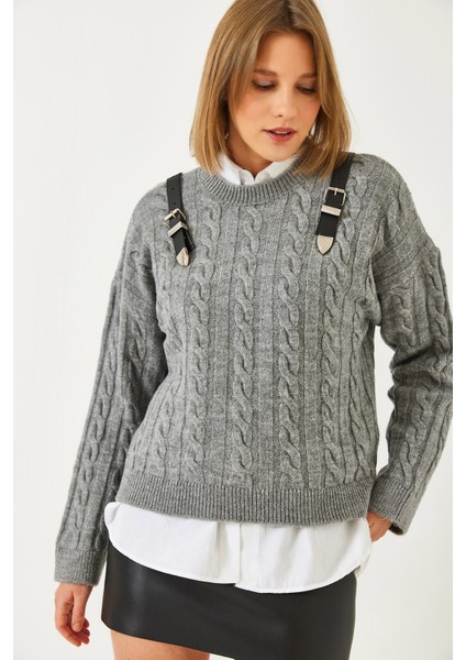 Kadın Omuzdan Kemerli Triko Kazak