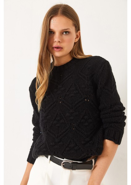 Kadın Ponpon Detaylı Triko Kazak fiyatları