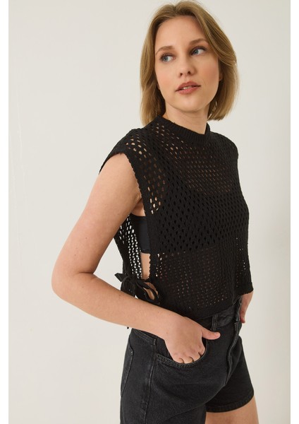 Kadın Yandan Bağlama Detaylı Ajurlu Bisiklet Yaka Süveter
