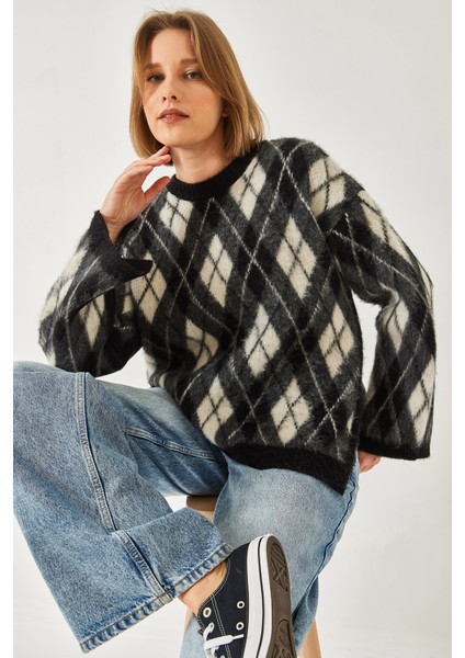 Kadın Şardonlu Baklavalı Yırtmaçlı Triko Kazak fiyatları