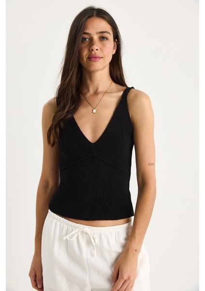 Kadın V Yaka Ince Askılı Crop Bluz fiyatları