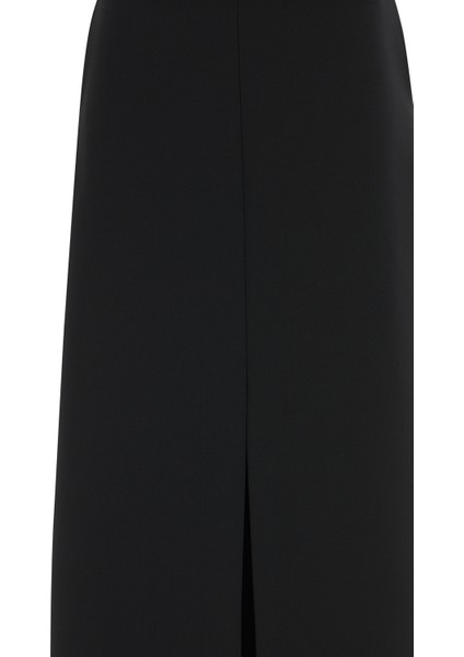 Ön ve Arkası Yırtmaçlı Siyah Uzun Etek modelleri