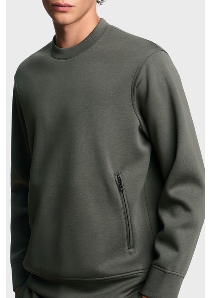 Regular Fit Bisiklet Yaka Cepli Sweat Erkek Sweat EM003052 AF17545 U8143 fırsatları