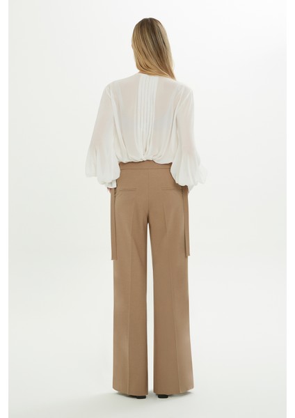Kemerli Detaylı Bol Paça Bej Pantolon modelleri
