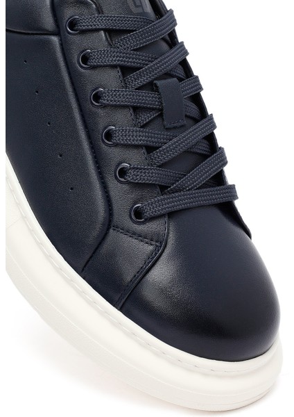 Erkek Lacivert Bağcıklı Kalın Tabanlı Deri Sneaker 25WFD690318