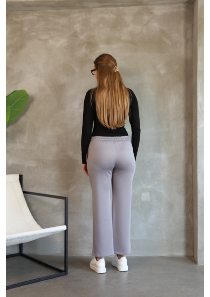 Kadın Düz Kesim Nervürlü Straight Scuba Cepli Lastikli Pantolon