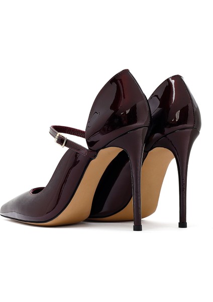 Kadın Bordo Tokalı Yüksek Ince Topuklu Rugan Deri Ayakkabı 25AFD121216