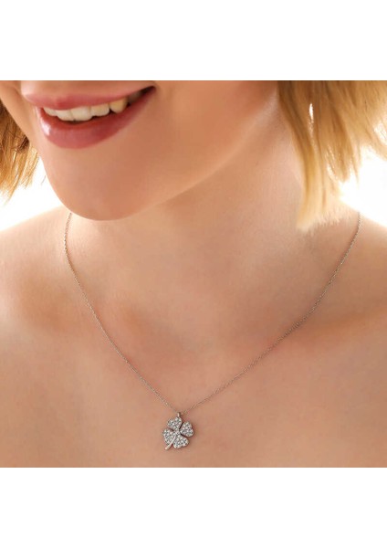 925 Ayar Gümüş Dört Yapraklı Yonca Kadın Kolye T7957 (593593) fiyatları