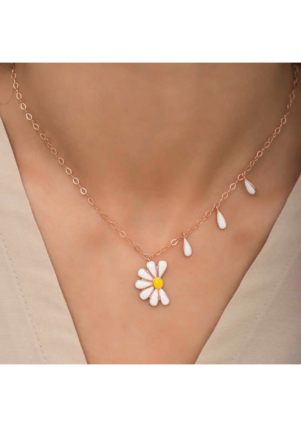 925 Ayar Gümüş Papatya Seviyor Sevmiyor Bayan Gümüş Kolye T5982 (593593) modelleri