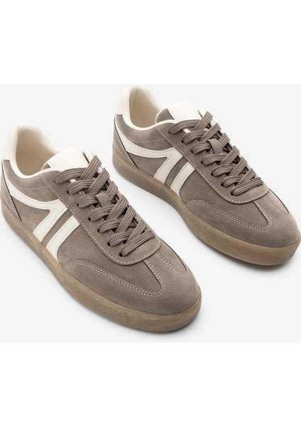 Kadın Sneaker Bağcıklı Düz Taban Spor Ayakkabı Tiyone indirimleri