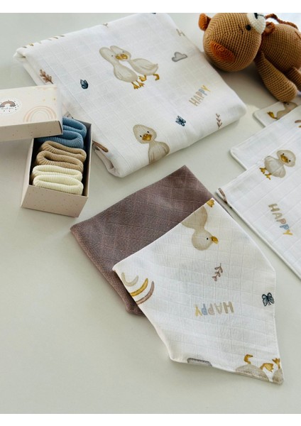 Ftbabycollection %100 Pamuk Yenidoğan Müslin Hediye Seti ( Battaniye ,çorap , Önlük, Ağız Mendili Seti ) fırsatları