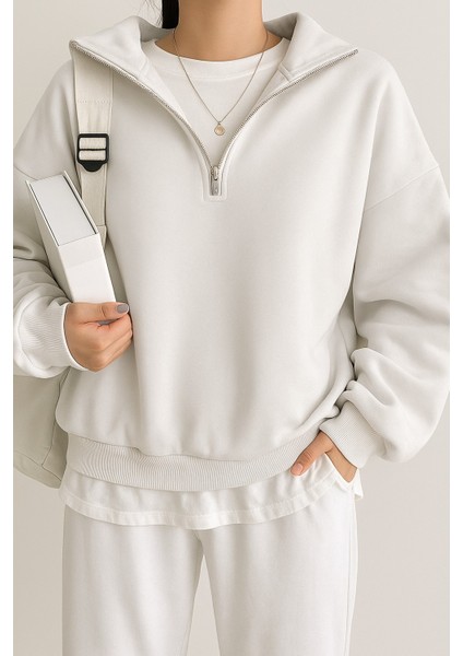 Kadın Pamuklu Oversize Silver Yarım Fermuarlı Sweatshirt fırsatları