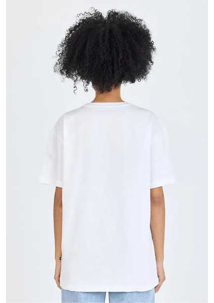 Unisex Oversize Sıfır Yaka T-Shirt fırsatları