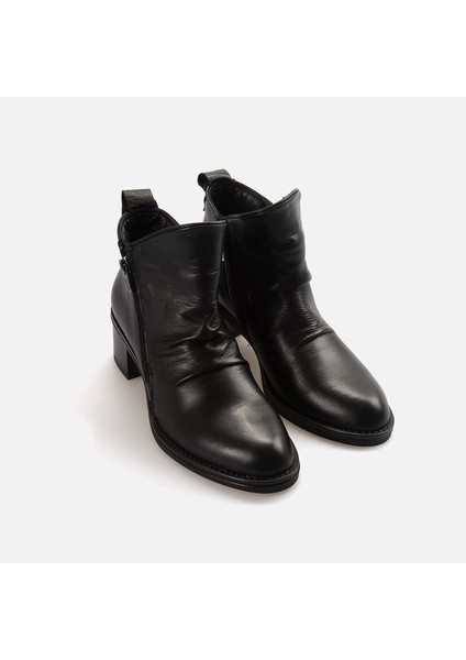 Kadın Bot 2003-R modelleri